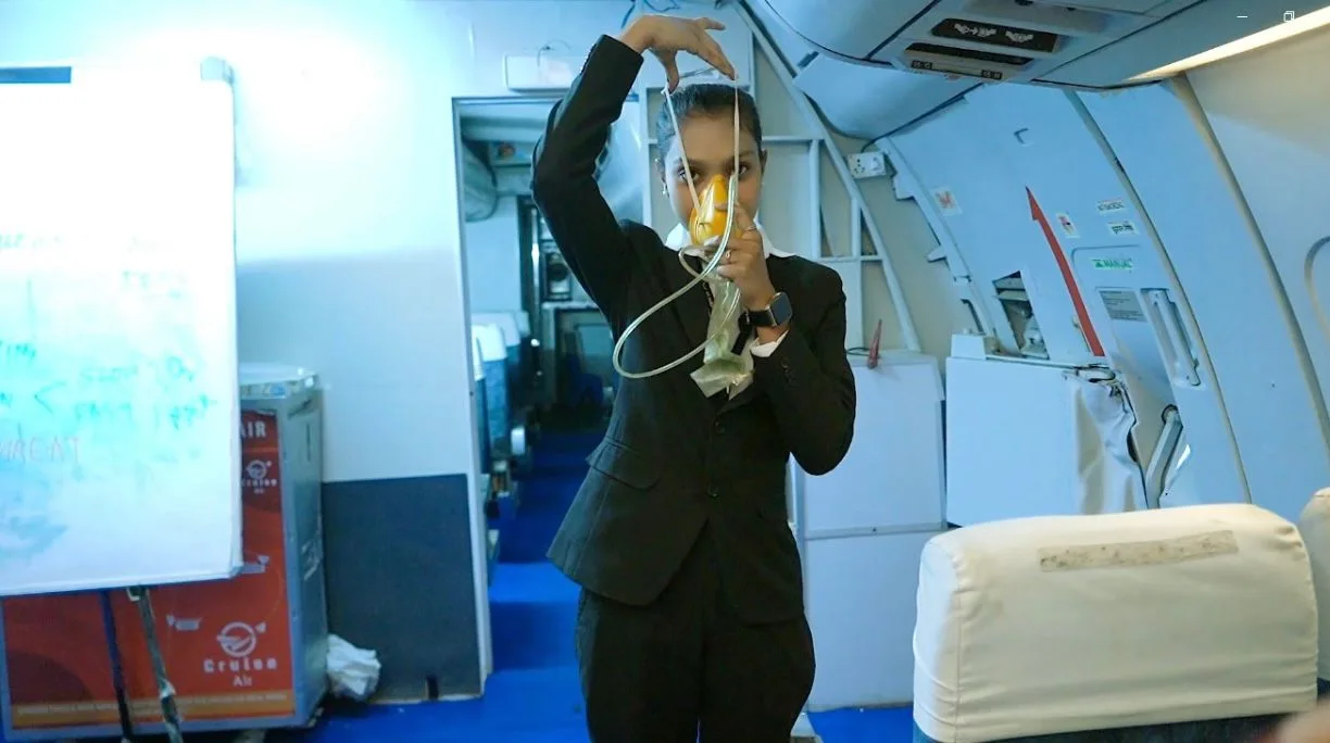 Cabin crew image 28