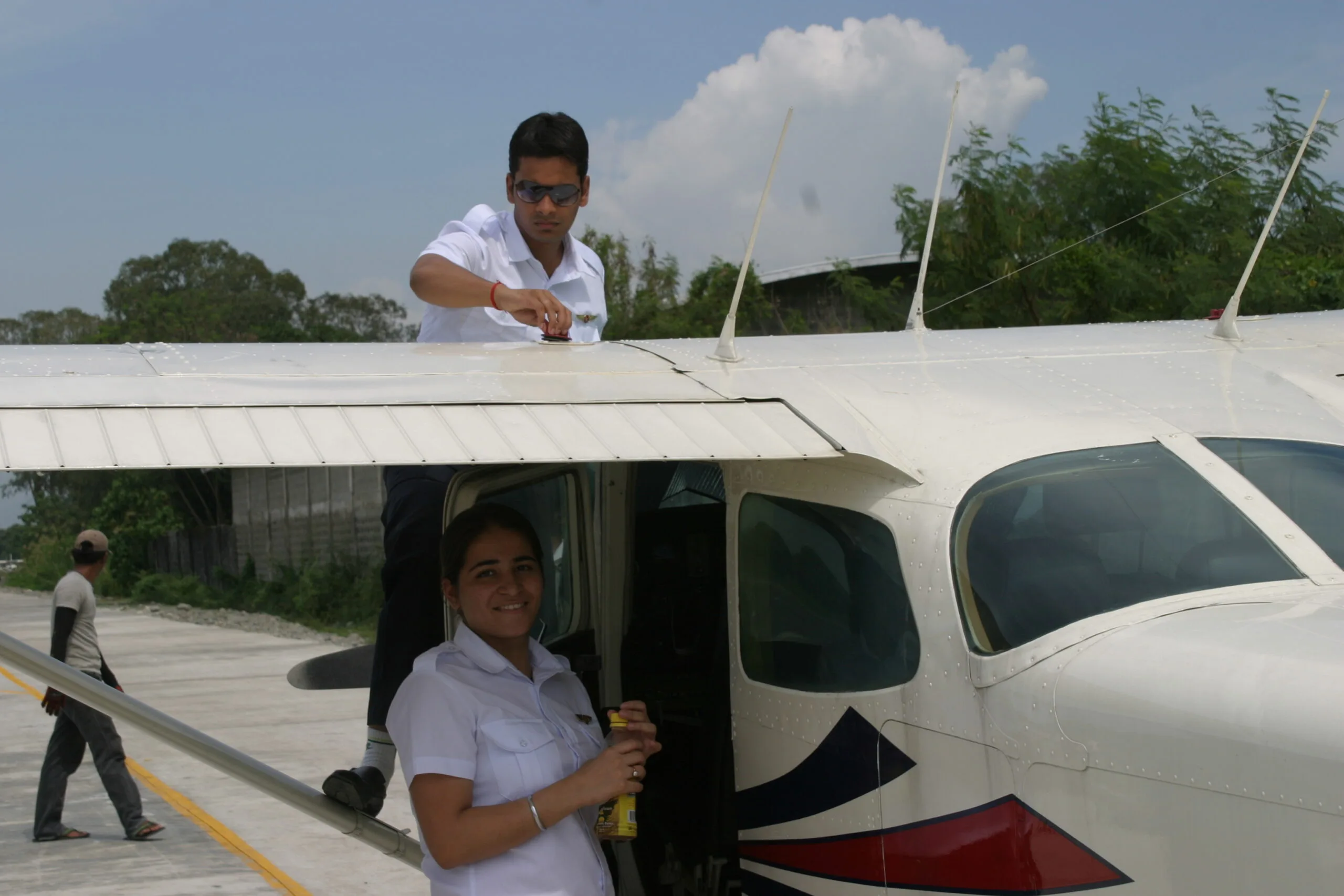 Aviation pilot student flight training details