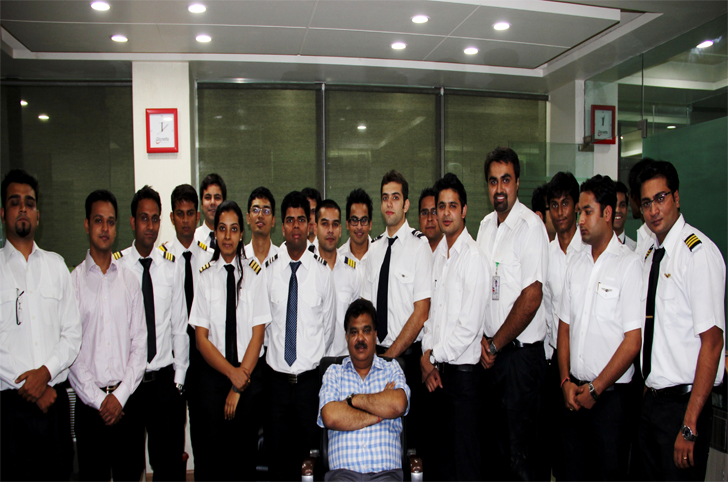 Aviation pilots training flight details